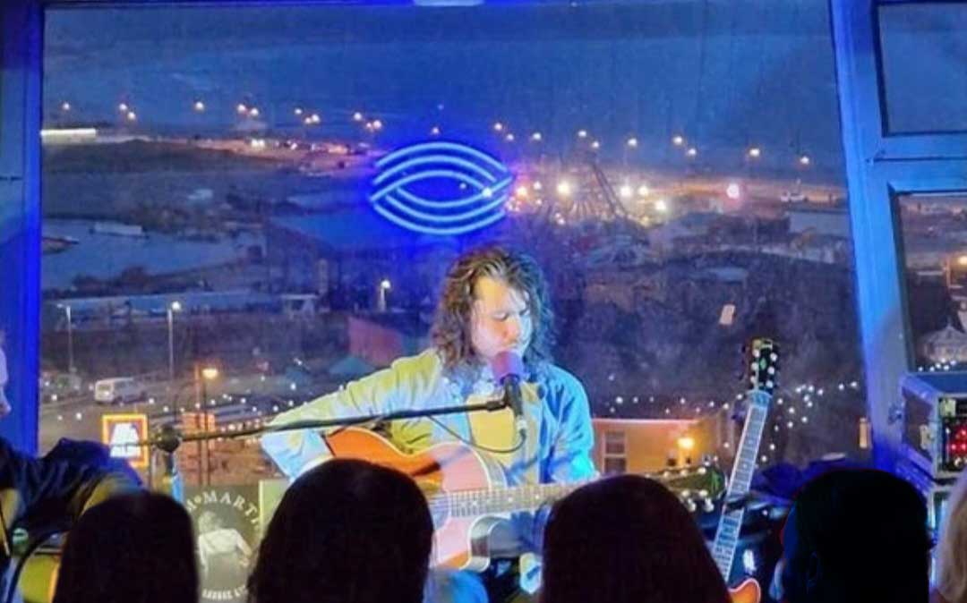 Dom Martin Live at Pilgrimage Presents